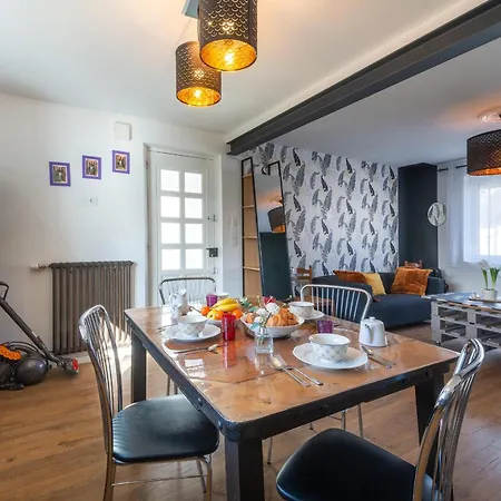 Le Jovia Cour Exterieure Wifi Holiday home