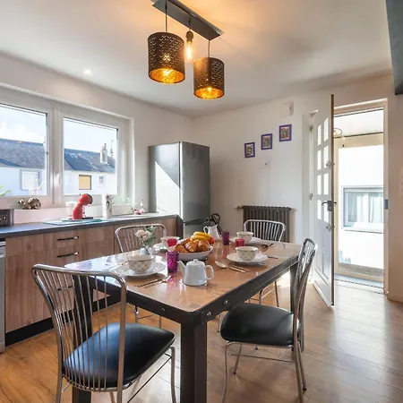 펜션 Le Jovia - Cour Exterieure - Wifi 라발